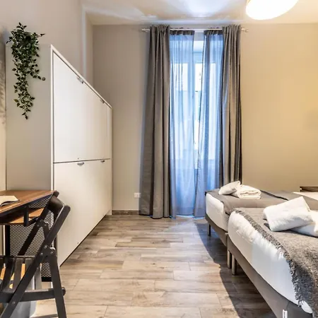 Flatinrome Trastevere Complex Рим