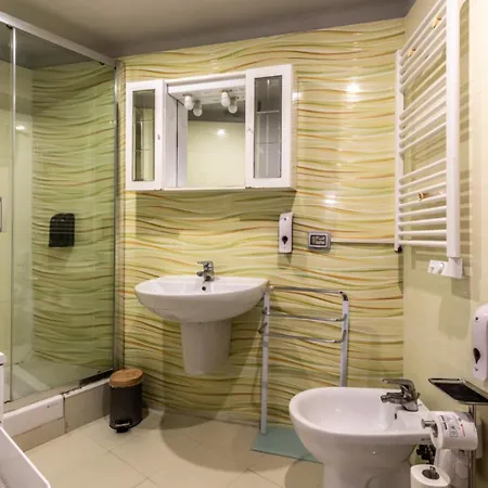 Flatinrome Trastevere Complex Рим