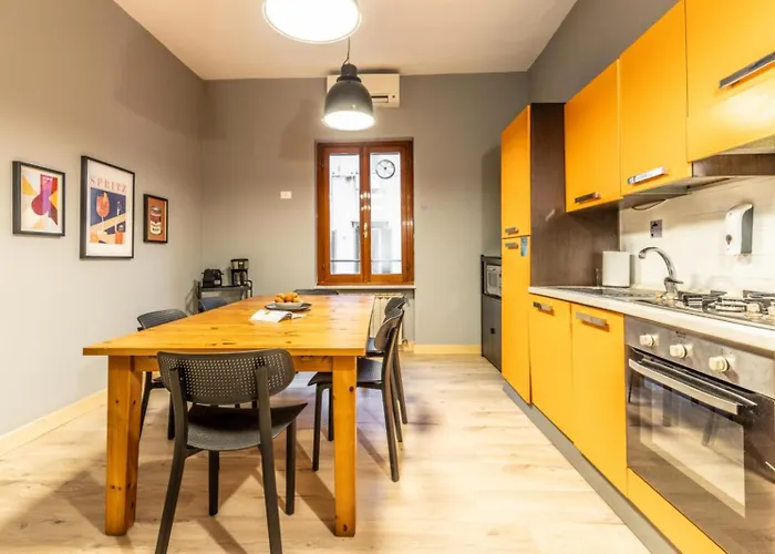 Flatinrome Trastevere Complex דירה רומא